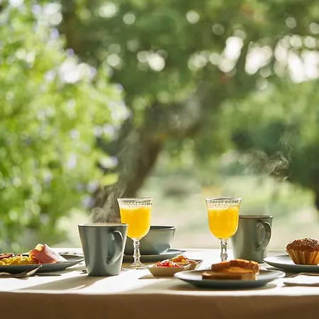 فندق El Cortinal *