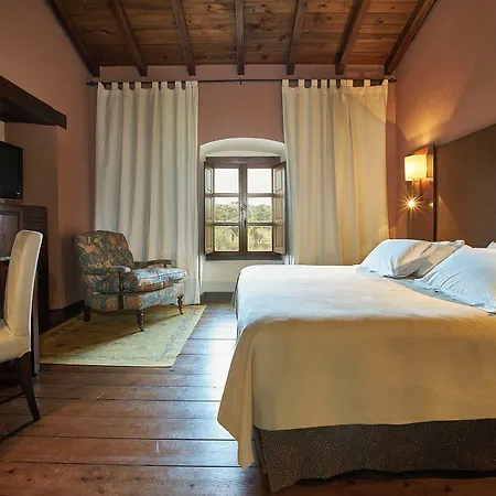 El Cortinal Hotel