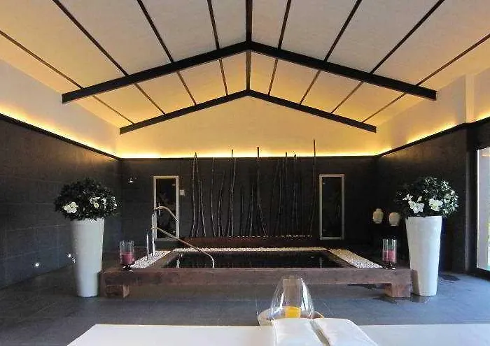 El Cortinal Hotell *